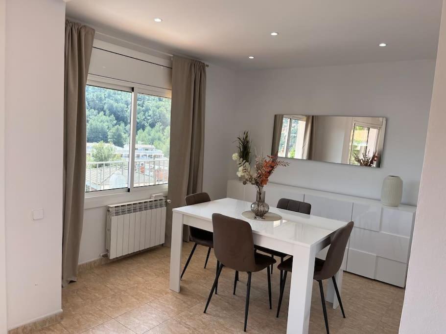 Lux Spa 2 Barcelona Vallirana Екстер'єр фото
